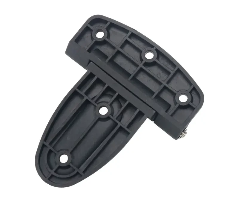 Bisagra triangular de plástico negro con bordes redondeados